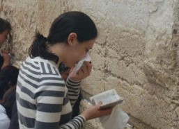 娱乐吃瓜君被网暴,网络素养亟待提升